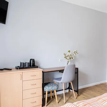Quarto em Acomodações Particulares Keja - Komfortowe Blisko Plazy *